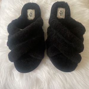 Ugg Criss-Cross Fur Slippers in Black, Women’s USA Size 7